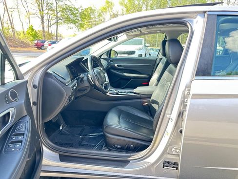 Used 2020 Hyundai Sonata Limited w/ Cargo Package image 12