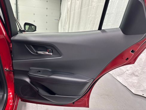 Used 2025 Toyota Prius XLE image 50