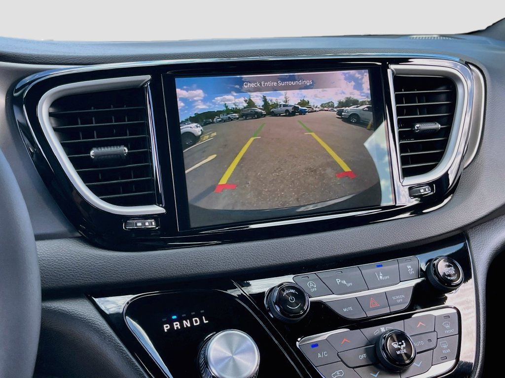 New 2026 Chrysler Voyager LX FWD image 13