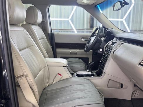 Used 2011 Ford Flex SEL w/ Rapid Spec Order Code FWD image 33