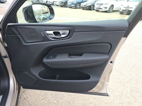 New 2026 Volvo XC60 B5 Plus w/ Climate Package AWD/4WD image 13