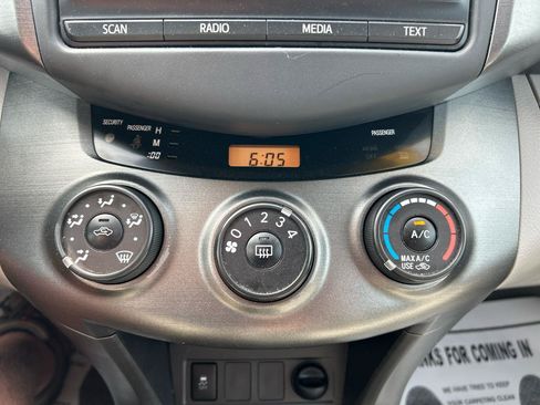 Used 2012 Toyota RAV4 4WD w/ Value Pkg image 13