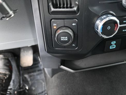 Used 2024 Ford F150 XLT AWD/4WD image 30