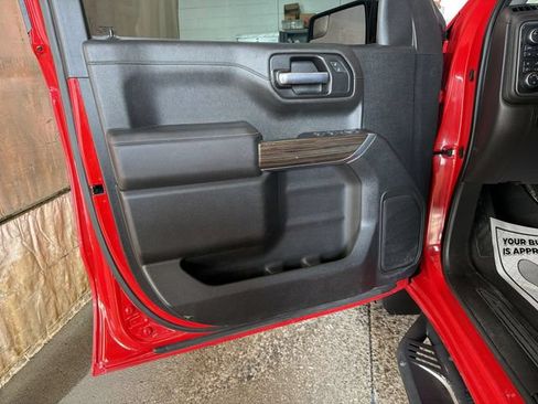 Used 2021 Chevrolet Silverado 1500 LT Trail Boss w/ Bed Protection Package AWD/4WD image 13