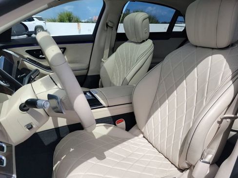 Used 2021 Mercedes-Benz S 580 4MATIC Sedan image 17