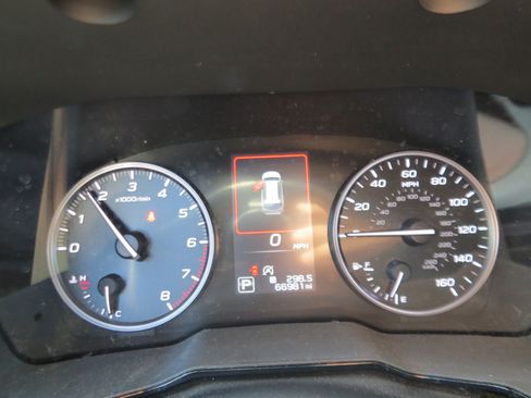 Used 2023 Subaru Outback Premium AWD/4WD image 19