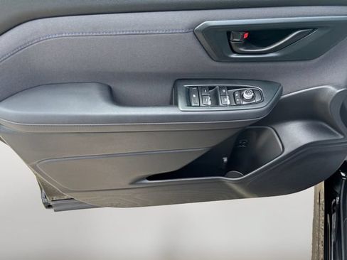 Certified 2025 Subaru Forester Premium AWD/4WD image 10
