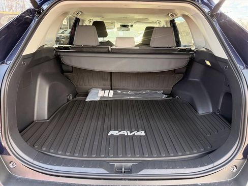 New 2025 Toyota RAV4 XLE w/ Convenience Package image 18