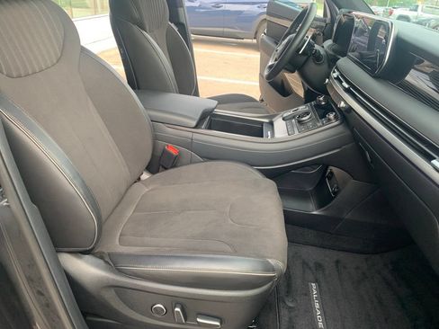 Certified 2025 Hyundai Palisade Calligraphy AWD/4WD image 18