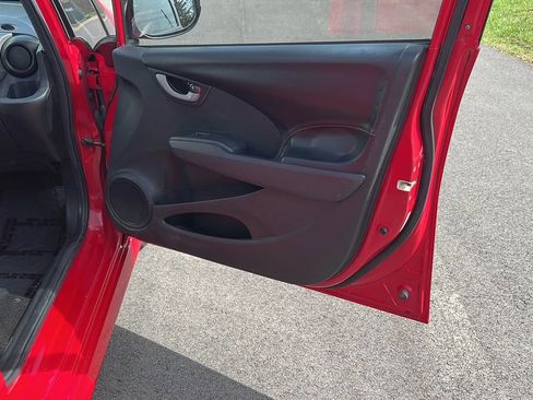 Used 2011 Honda Fit Sport image 17