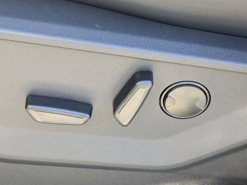 New 2025 Ford Expedition Platinum w/ Stealth Performance Package image 21