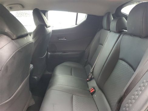 Used 2022 Toyota C-HR Limited image 13