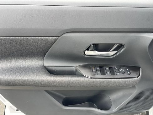 New 2026 Nissan Kicks SV FWD image 7