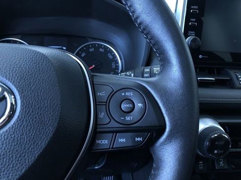 Certified 2022 Toyota RAV4 XLE Premium image 26