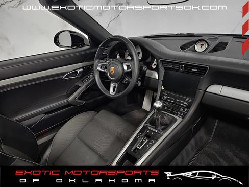 Used 2019 Porsche 911 Targa 4S AWD/4WD image 17