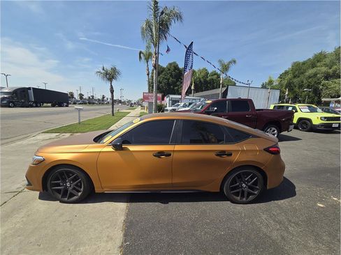 Used 2023 Honda Civic Sport image 9