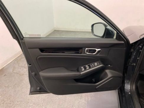 Used 2024 Honda Civic Touring image 21