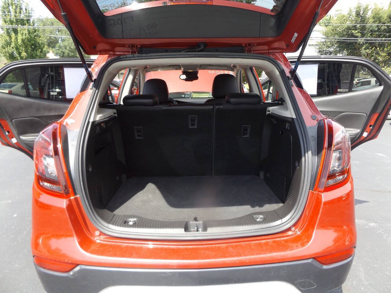Used 2017 Buick Encore Preferred AWD/4WD image 28