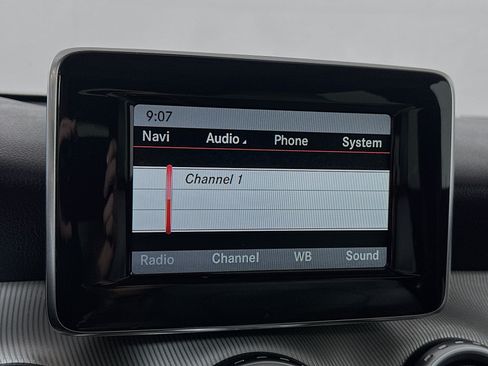 Used 2015 Mercedes-Benz GLA 250 4MATIC image 15