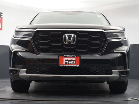 Used 2025 Honda Pilot Elite image 49