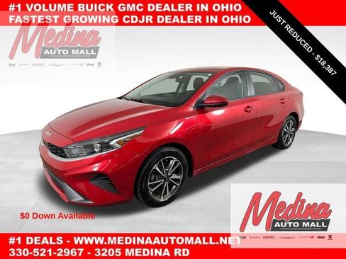 Used 2023 Kia Forte LXS FWD image 1