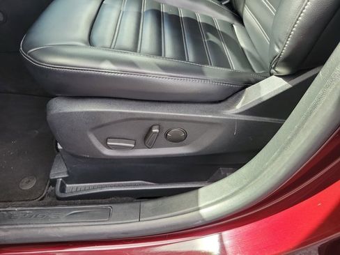 Used 2024 Ford Edge SEL image 19