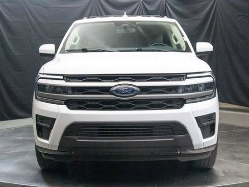 Used 2024 Ford Expedition Max XLT AWD/4WD image 4