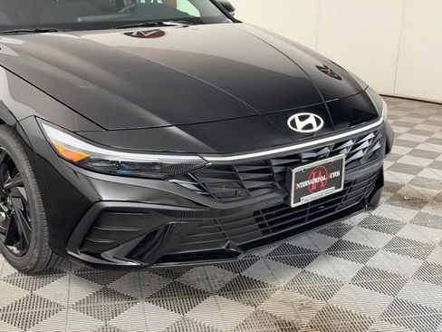 New 2026 Hyundai Elantra Sport FWD image 11