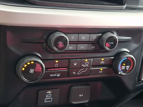 Certified 2024 Ford F250 XL w/ STX Appearance Package AWD/4WD image 17