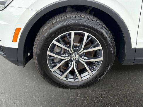 Used 2021 Volkswagen Tiguan S FWD image 12