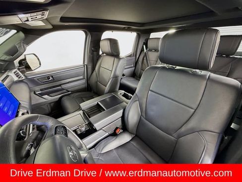 Used 2024 Toyota Tundra Platinum image 5