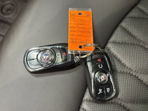 Used 2024 Buick Enclave Avenir w/ Avenir Technology Package AWD/4WD image 47