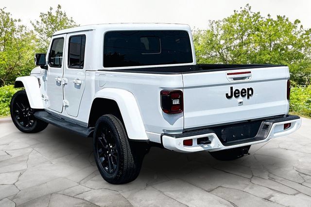 Used 2021 Jeep Gladiator Overland AWD/4WD image 11