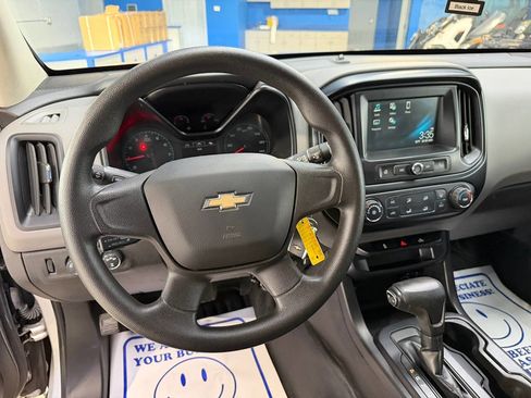 Used 2018 Chevrolet Colorado W/T AWD/4WD image 21