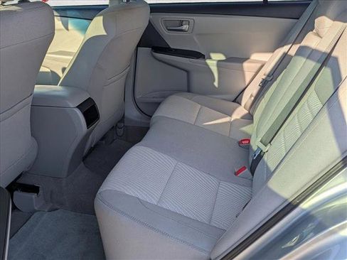 Used 2016 Toyota Camry LE image 16