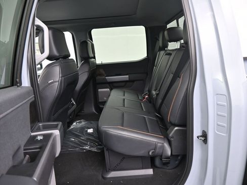 Used 2026 Ford F350 Lariat w/ Chrome Package image 19