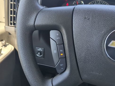 New 2025 Chevrolet Express 2500 w/ Driver Convenience Package image 23