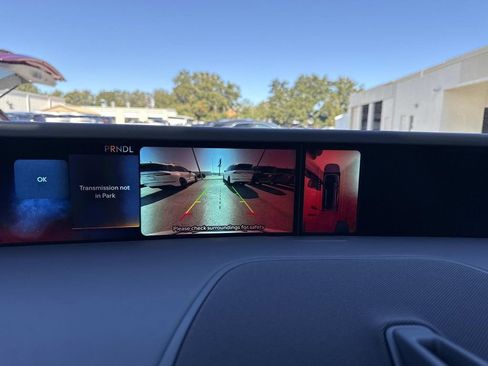 New 2026 Lincoln Nautilus Premier image 24