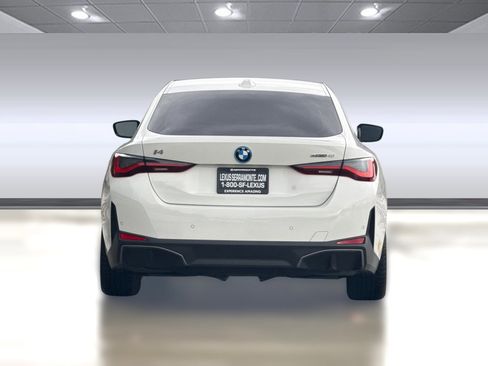 Used 2022 BMW i4 eDrive40 w/ Premium Package image 9