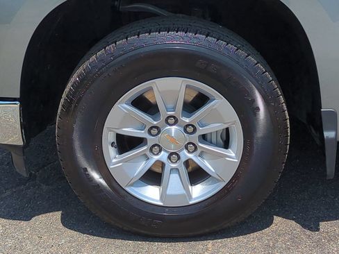 Used 2026 Chevrolet Silverado 1500 LT RWD image 11