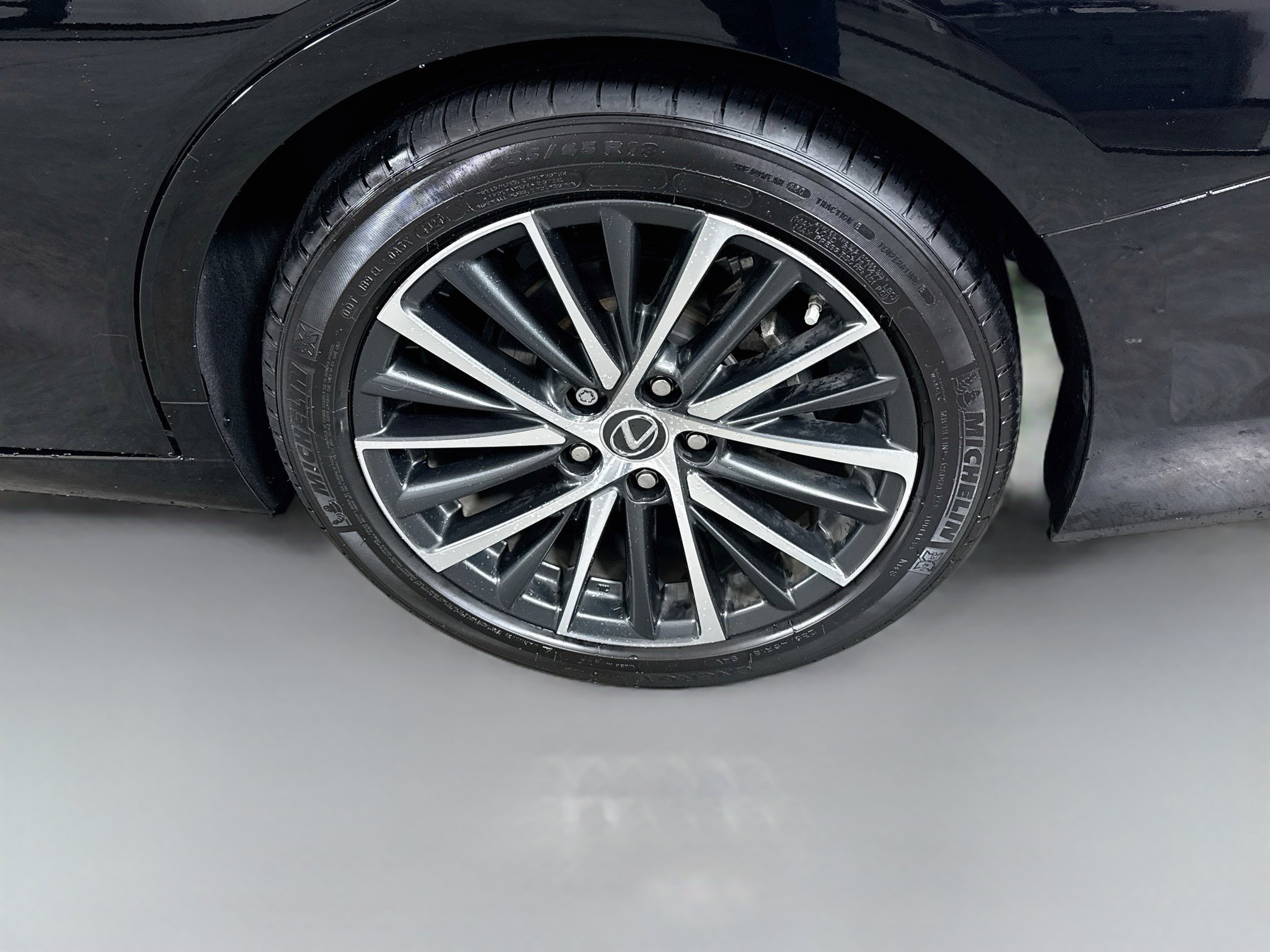 Used 2024 Lexus ES 350 w/ Premium Package FWD image 31