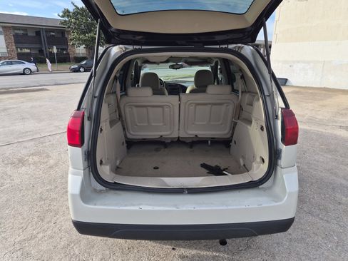 Used 2006 Buick Rendezvous CX image 11
