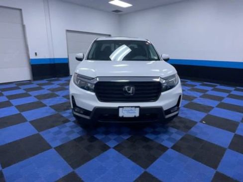 Certified 2023 Honda Ridgeline RTL image 3