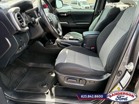 Used 2023 Toyota Tacoma TRD Sport w/ Black Out Package (TMS) AWD/4WD image 15