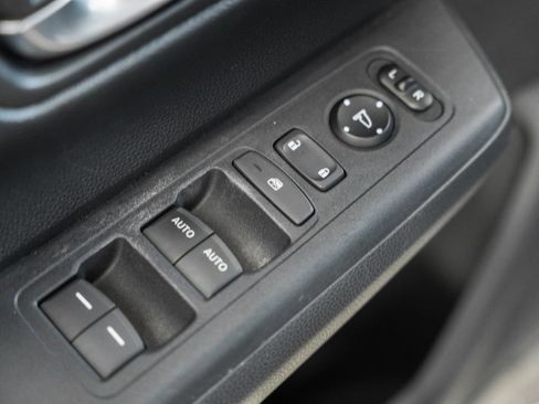 Used 2023 Honda CR-V EX image 38