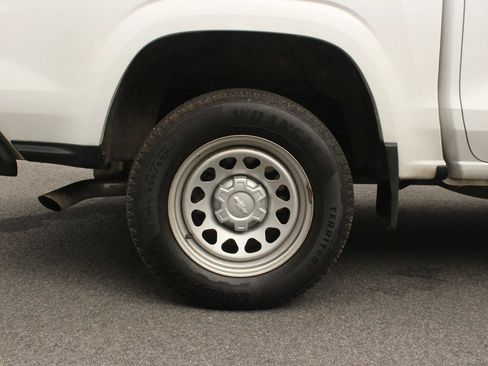 Used 2023 Chevrolet Colorado W/T w/ Safety Package RWD image 5