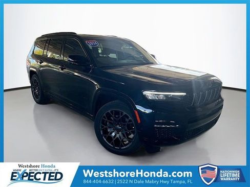 Used 2024 Jeep Grand Cherokee L Summit AWD/4WD image 1