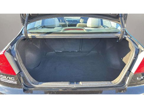 Used 2005 Honda Civic LX image 9