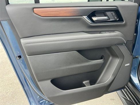 New 2026 GMC Yukon XL Denali image 25