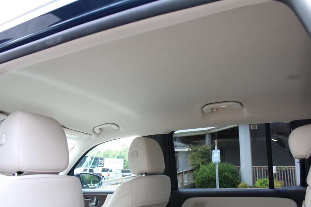 Used 2023 Mercedes-Benz EQB 300 4MATIC image 37